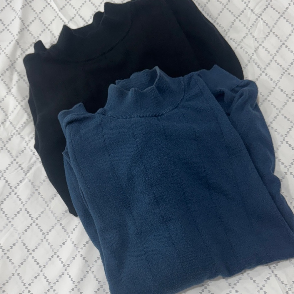 Men's Black and Blue 3/4 Turtleneck Sweater Set